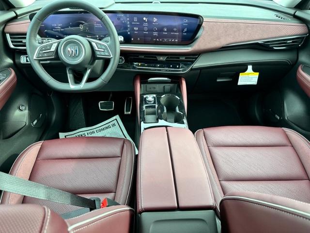 2025 Buick Envision Vehicle Photo in COLUMBIA, MO 65203-3903