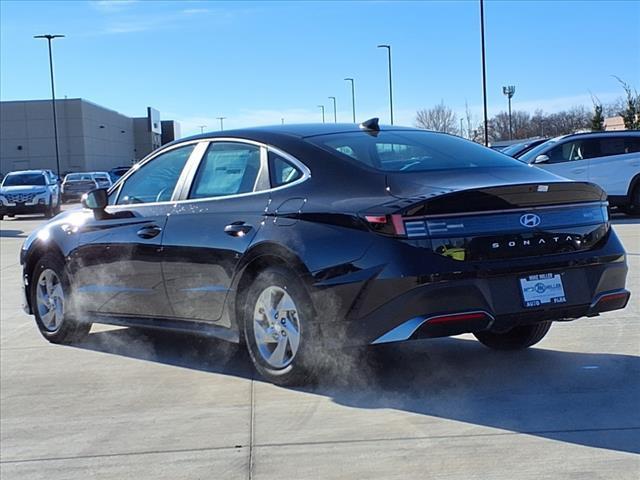 2025 Hyundai SONATA Vehicle Photo in Peoria, IL 61615