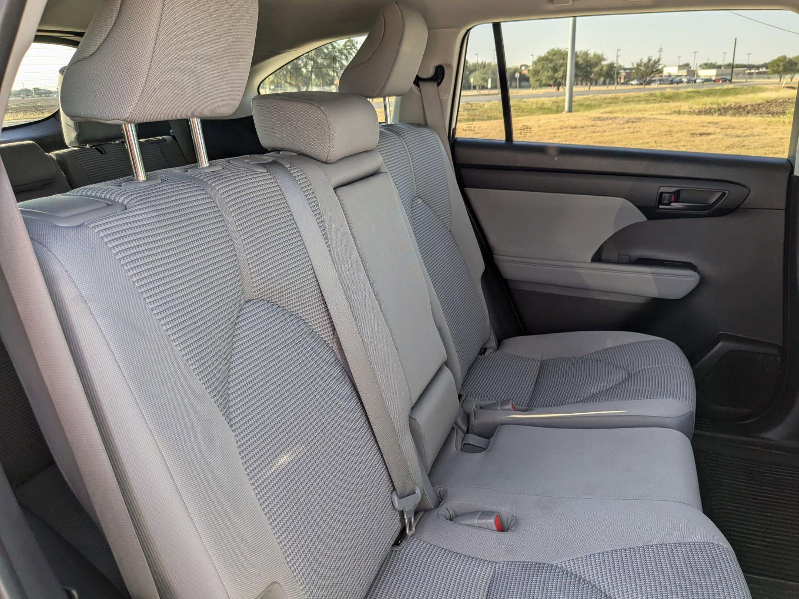 2023 Toyota Highlander Vehicle Photo in Seguin, TX 78155