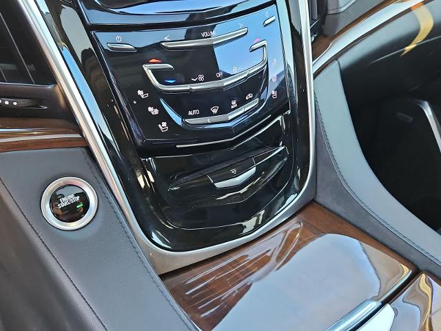 2020 Cadillac Escalade Vehicle Photo in SAN ANGELO, TX 76903-5798