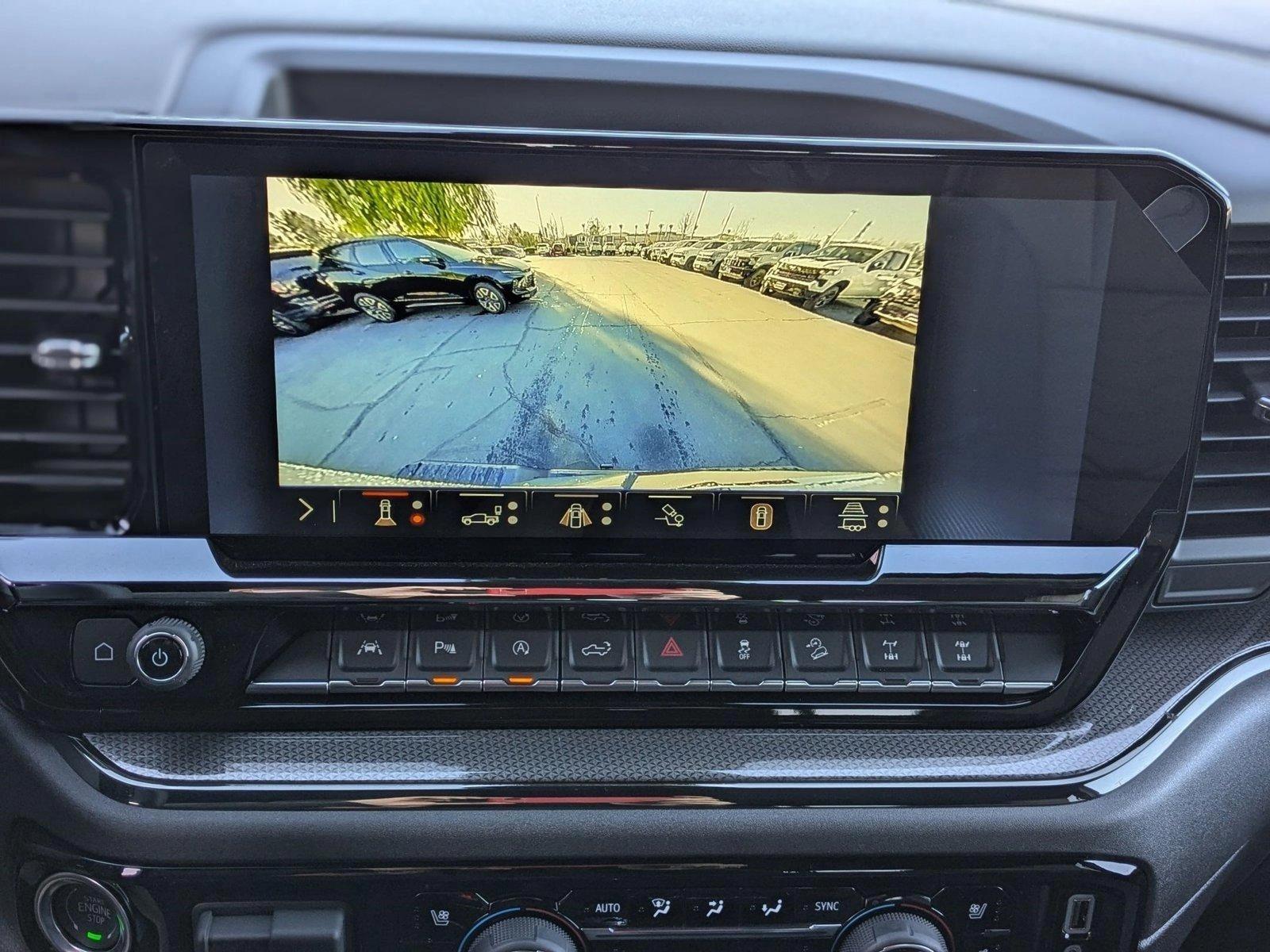 2025 Chevrolet Silverado 1500 Vehicle Photo in VALENCIA, CA 91355-1705