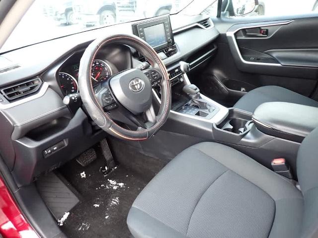 2019 Toyota RAV4 Vehicle Photo in ZELIENOPLE, PA 16063-2910