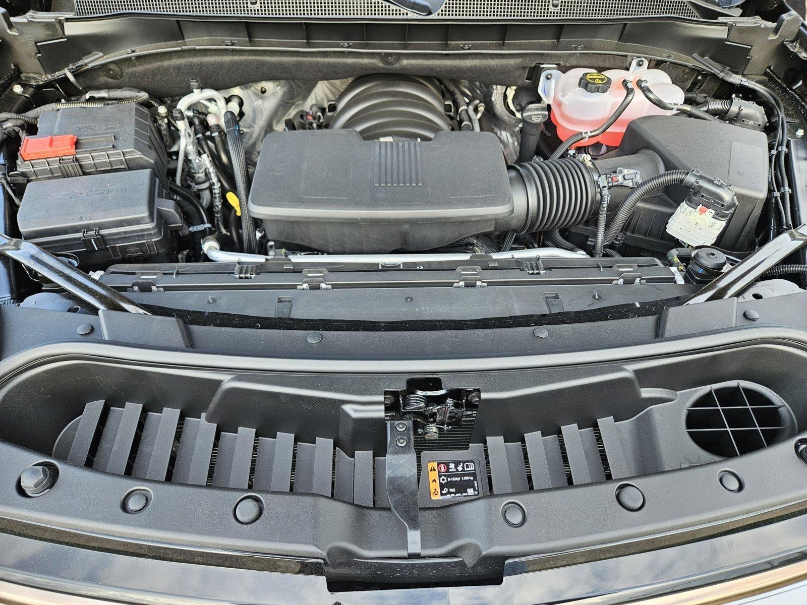 2024 Chevrolet Suburban Vehicle Photo in WACO, TX 76710-2592
