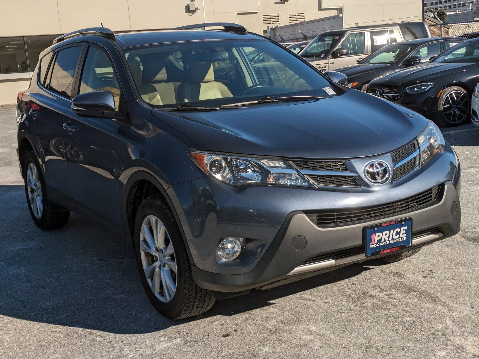 2013 Toyota RAV4 Vehicle Photo in Bethesda, MD 20852