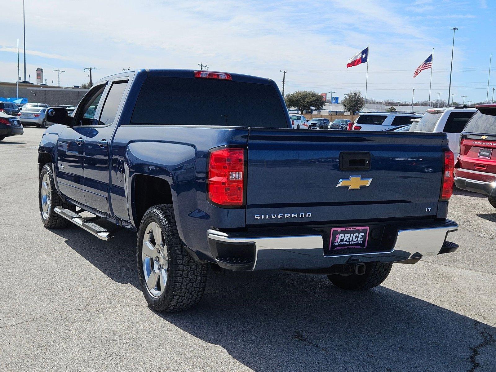 2017 Chevrolet Silverado 1500 Vehicle Photo in NORTH RICHLAND HILLS, TX 76180-7199