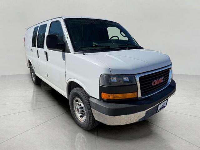 2017 GMC Savana Cargo Van Vehicle Photo in Kaukauna, WI 54130
