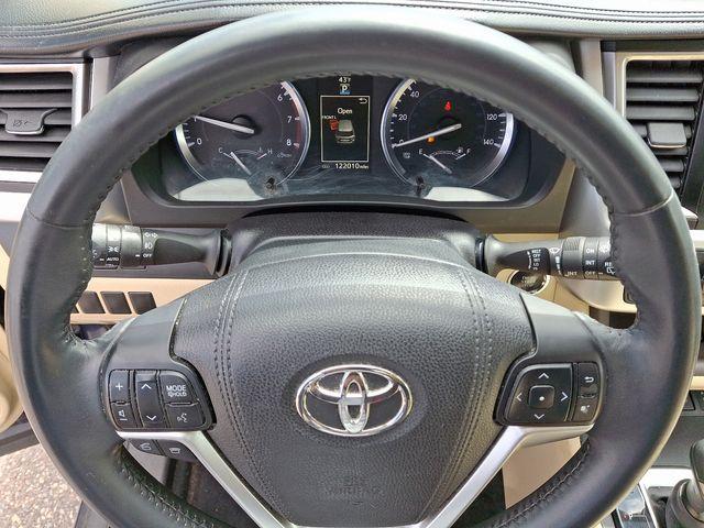 2016 Toyota Highlander Vehicle Photo in DANBURY, CT 06810-5034