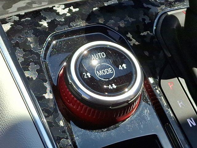 2024 GMC Canyon Vehicle Photo in DANBURY, CT 06810-5034