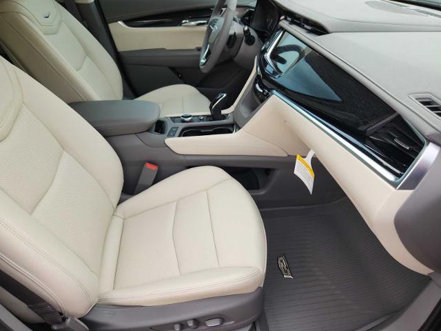 2025 Cadillac XT6 Vehicle Photo in HOUSTON, TX 77079