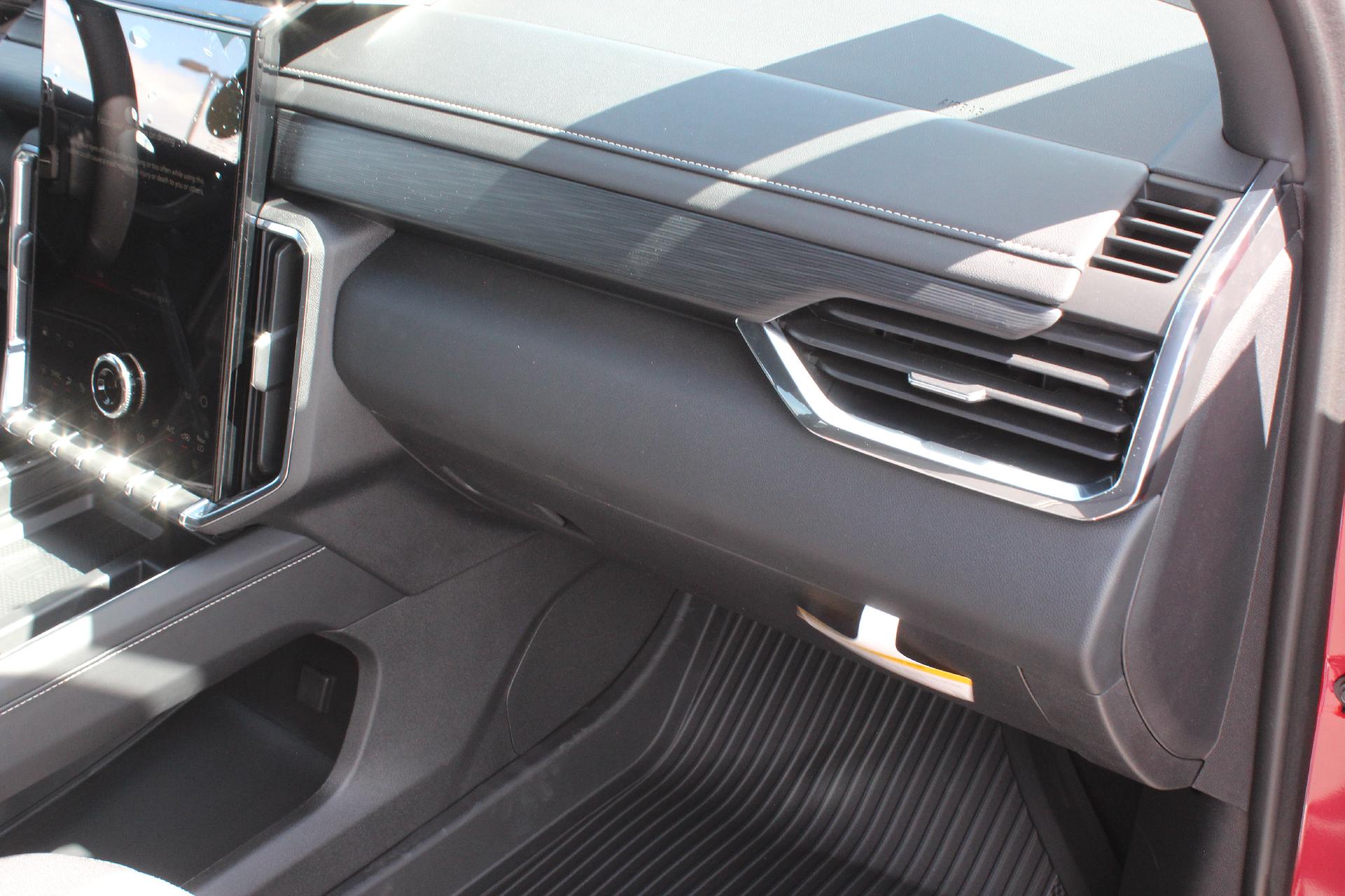 2025 GMC Acadia Vehicle Photo in AURORA, CO 80012-4011