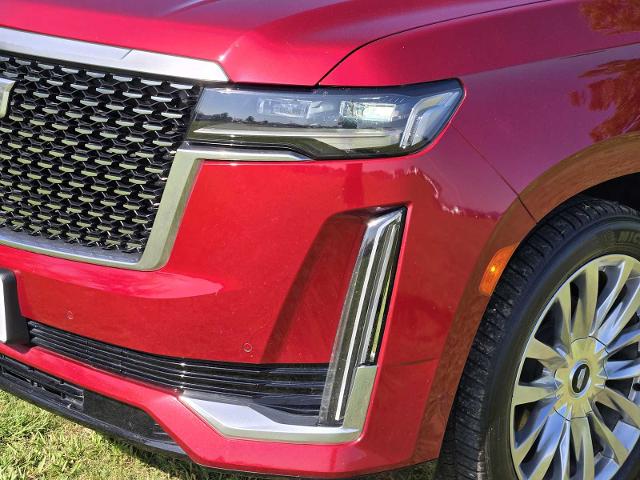 2021 Cadillac Escalade Vehicle Photo in DENTON, TX 76210-9321