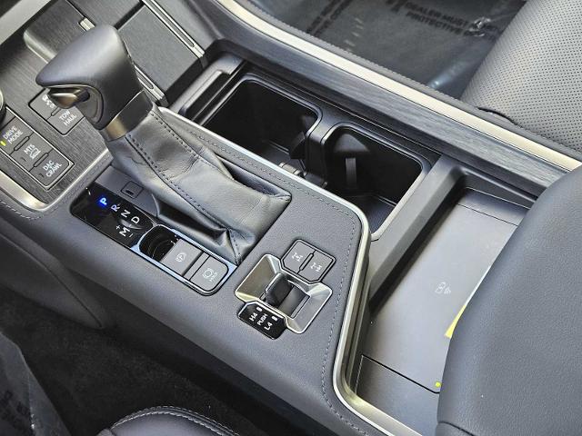 2024 Lexus GX 550 Vehicle Photo in FORT WORTH, TX 76132