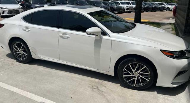 2017 Lexus ES 350 Vehicle Photo in FORT WORTH, TX 76132