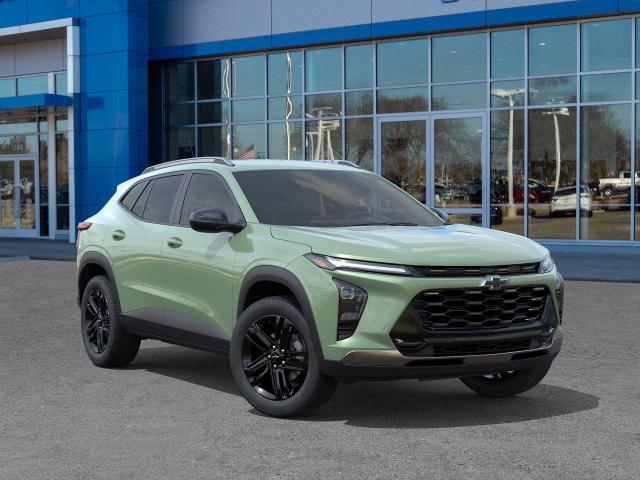 2025 Chevrolet Trax Vehicle Photo in NEENAH, WI 54956-2243