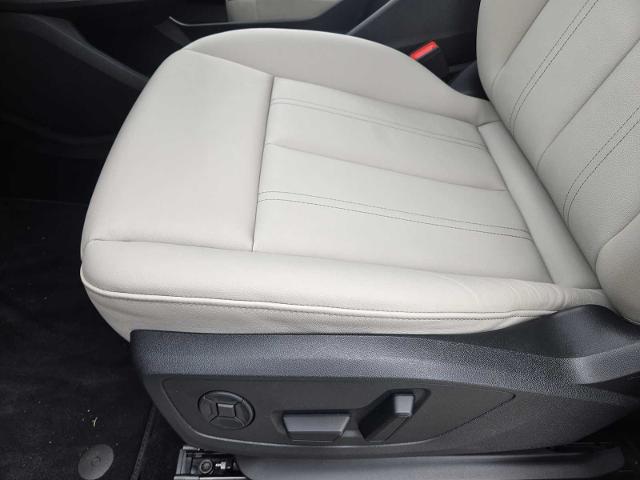 2025 Audi Q4 e-tron Vehicle Photo in SUGAR LAND, TX 77478