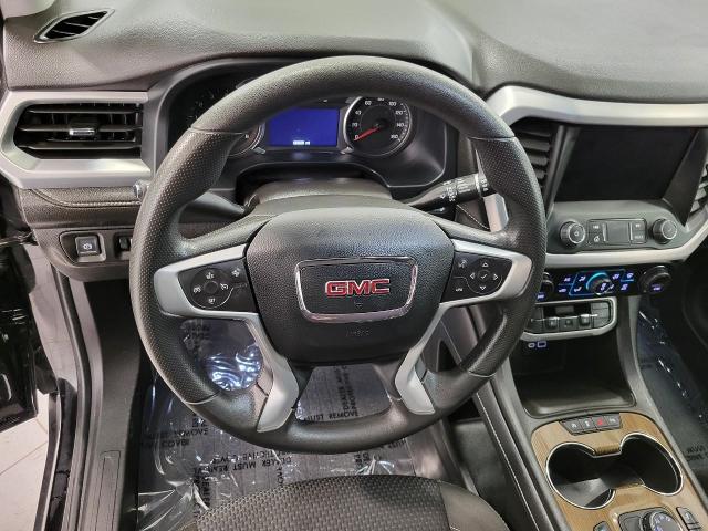 2023 GMC Acadia Vehicle Photo in NEENAH, WI 54956-2243