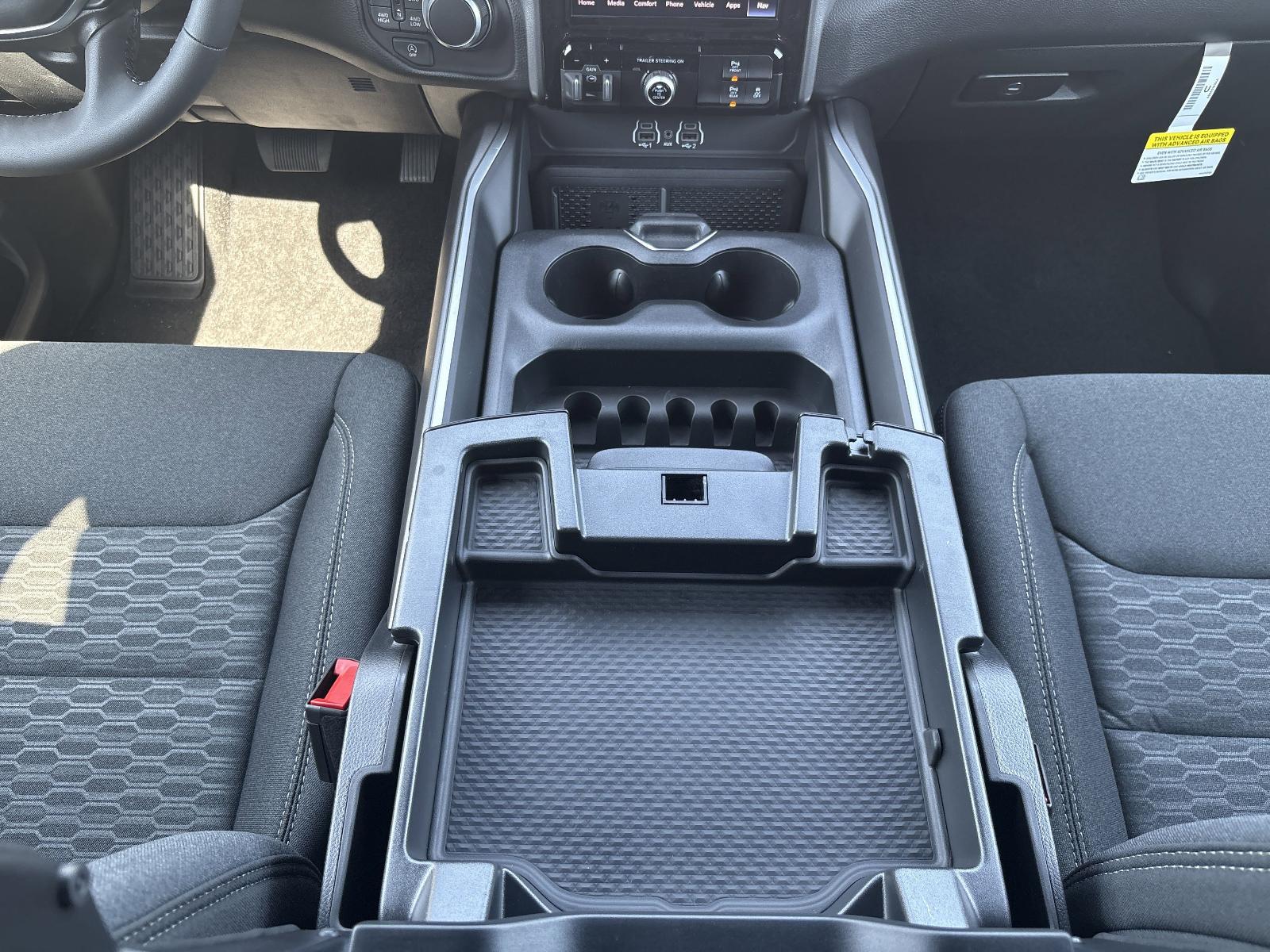 2025 Ram 1500 Vehicle Photo in Mechanicsburg, PA 17050-1707