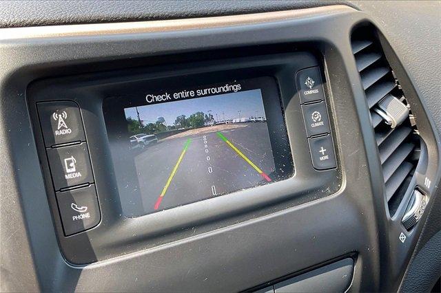 2016 Jeep Cherokee Vehicle Photo in INDEPENDENCE, MO 64055-1314