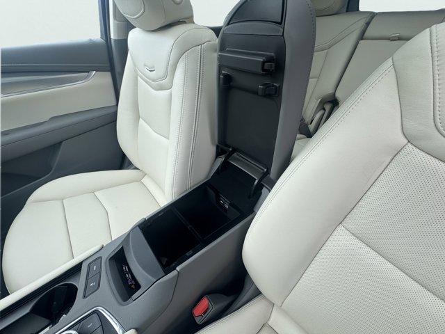 2025 Cadillac XT5 Vehicle Photo in LEOMINSTER, MA 01453-2952