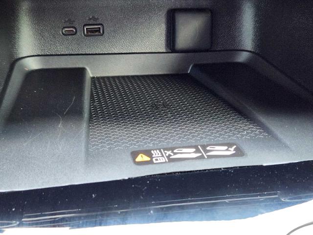 2024 Chevrolet Traverse Vehicle Photo in DENTON, TX 76210-9321