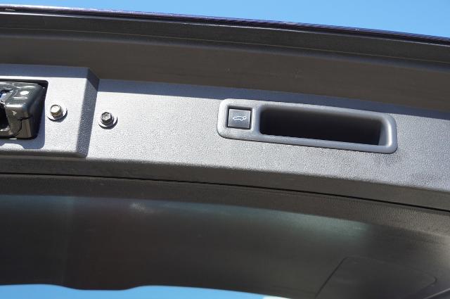 2025 Toyota Highlander Vehicle Photo in Riverdale, UT 84405