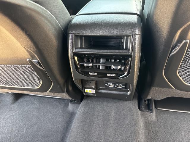 2024 Jeep Grand Cherokee Vehicle Photo in Peoria, IL 61615