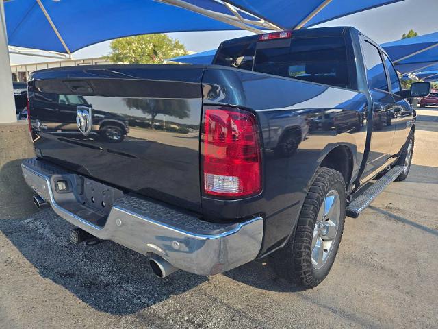 2016 Ram 1500 Vehicle Photo in DENTON, TX 76210-9321