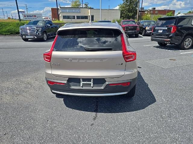 2024 Volvo XC40 Vehicle Photo in HARRISBURG, PA 17111-1033