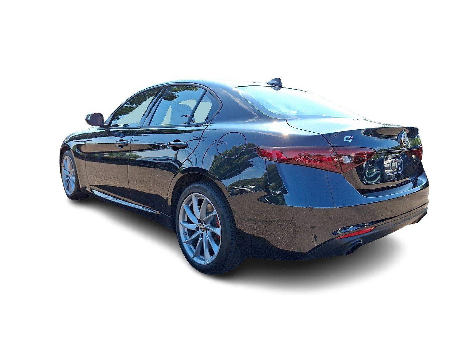 2022 Alfa Romeo Giulia Vehicle Photo in Willow Grove, PA 19090