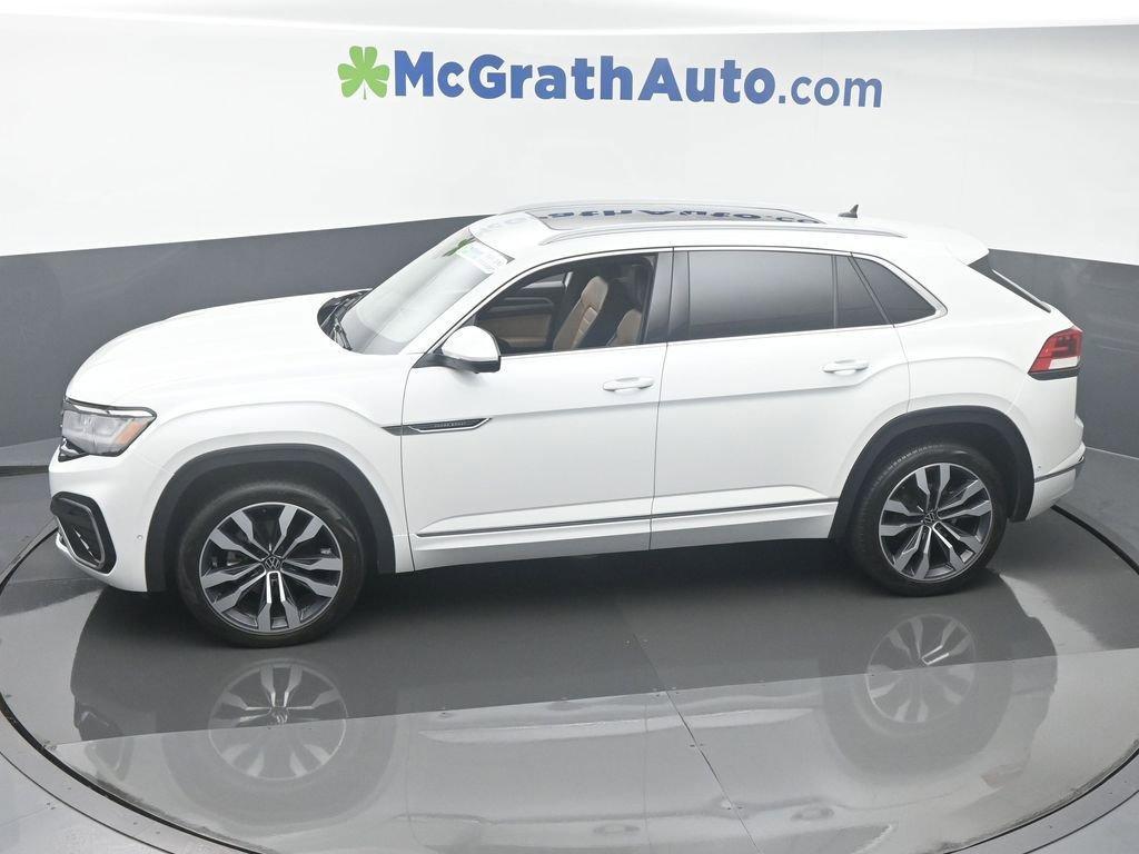 2022 Volkswagen Atlas Cross Sport Vehicle Photo in Marion, IA 52302