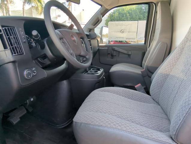 2024 GMC Savana Cutaway 3500 Vehicle Photo in PASADENA, CA 91107-3803