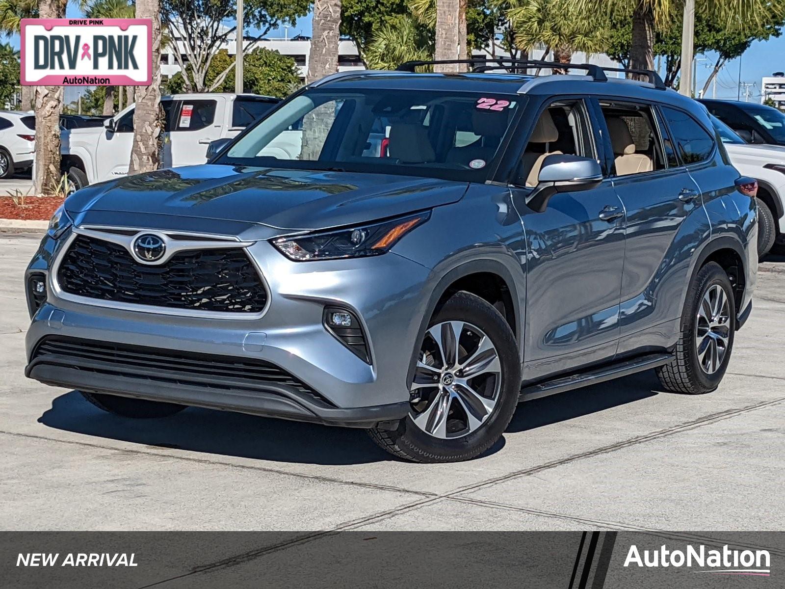 2022 Toyota Highlander Vehicle Photo in Davie, FL 33331