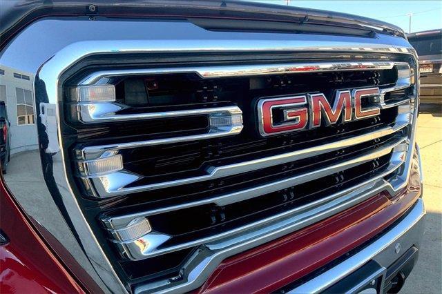 2020 GMC Sierra 1500 Vehicle Photo in TOPEKA, KS 66609-0000