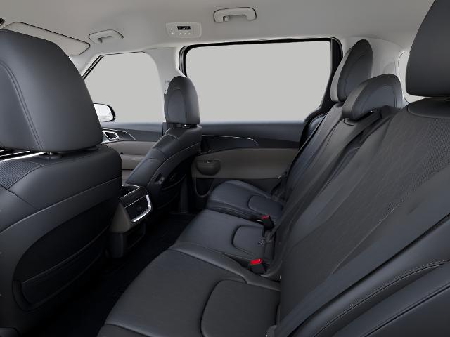 2025 Kia Carnival Vehicle Photo in Oshkosh, WI 54904