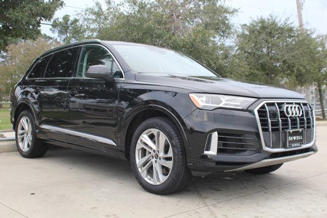 2022 Audi Q7 Vehicle Photo in HOUSTON, TX 77090