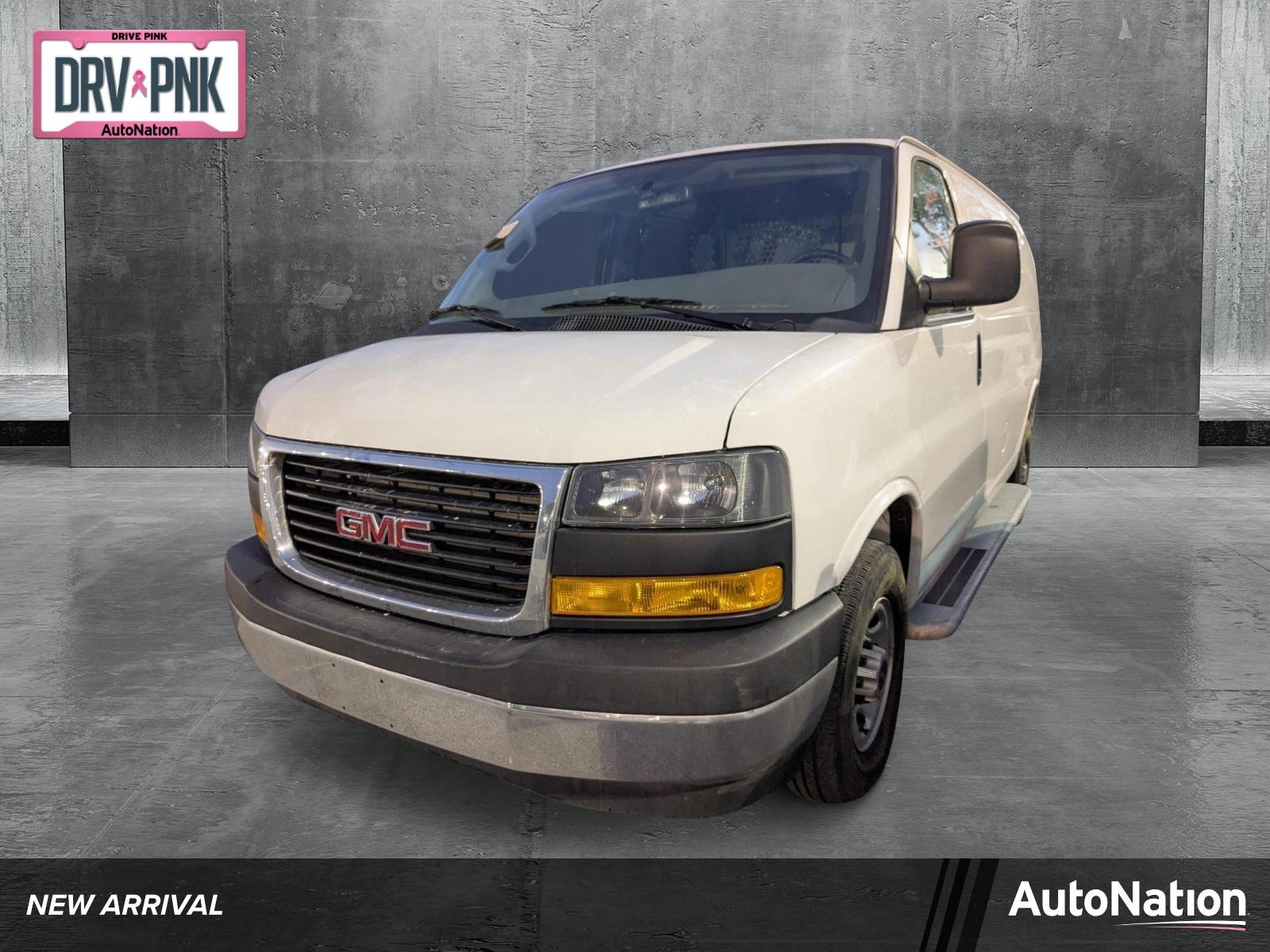 2022 GMC Savana Cargo 2500 Vehicle Photo in MIAMI, FL 33134-2699