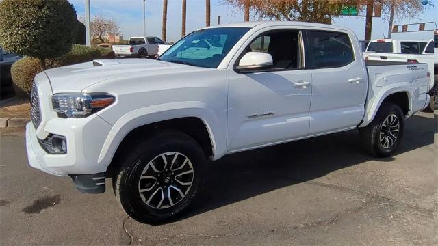 2022 Toyota Tacoma 2WD Vehicle Photo in GOODYEAR, AZ 85338-1310