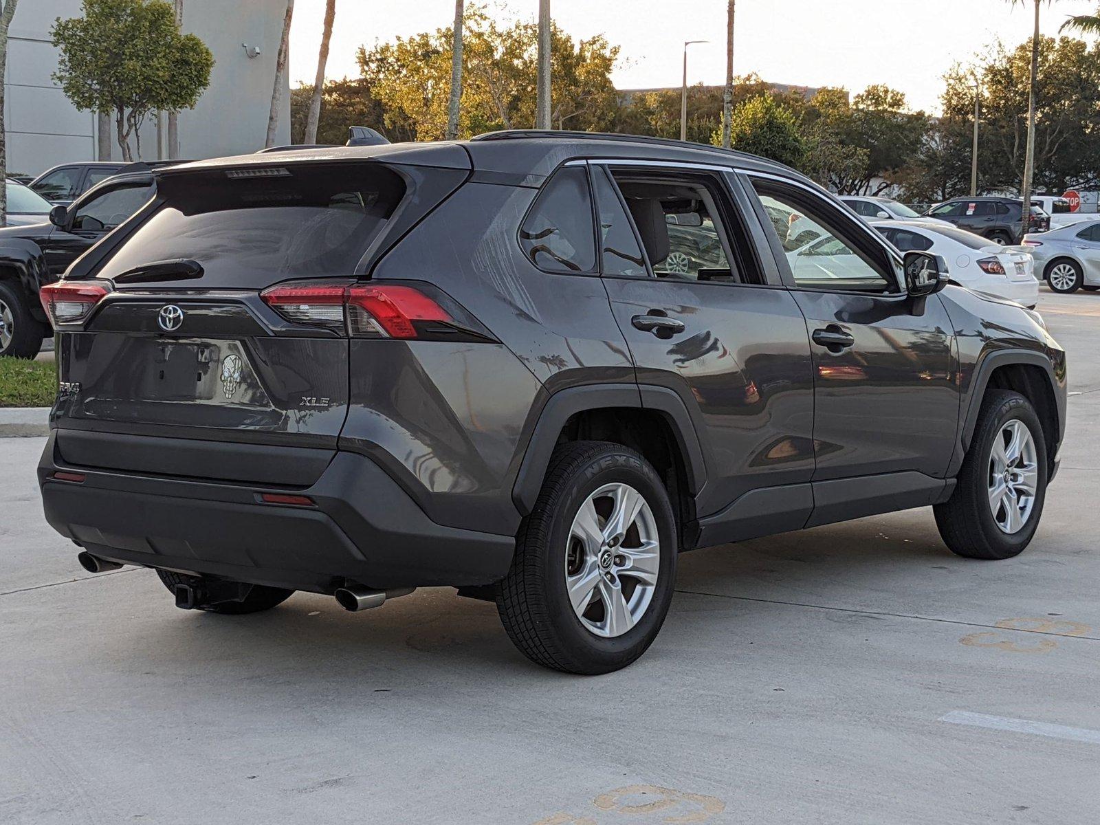 2020 Toyota RAV4 Vehicle Photo in Davie, FL 33331