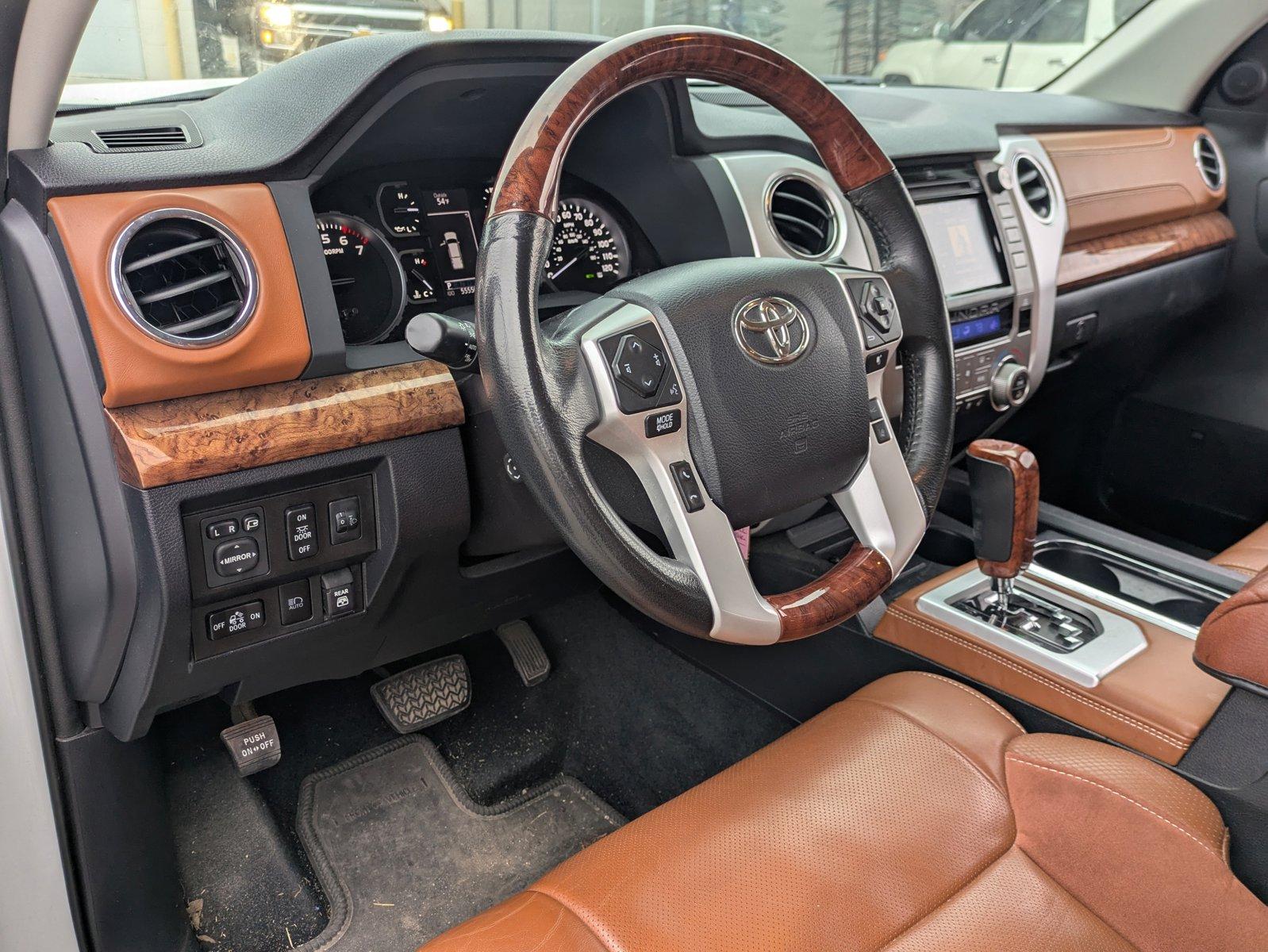 2019 Toyota Tundra 2WD Vehicle Photo in Corpus Christi, TX 78415