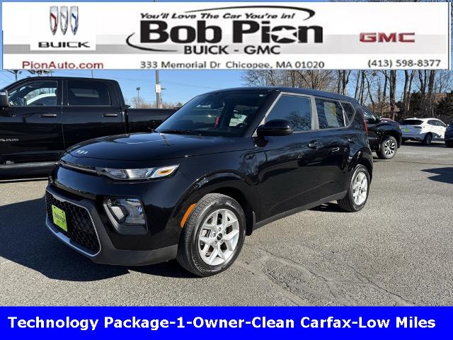 2022 Kia Soul Vehicle Photo in CHICOPEE, MA 01020-5001