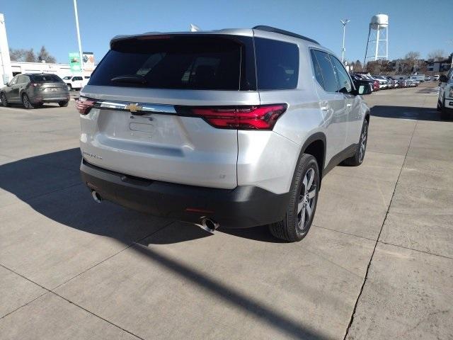 2022 Chevrolet Traverse Vehicle Photo in ENGLEWOOD, CO 80113-6708