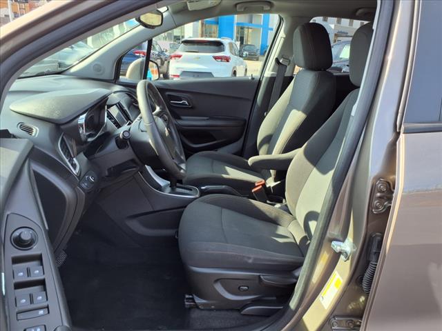 2022 Chevrolet Trax Vehicle Photo in TARENTUM, PA 15084-1435