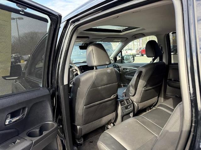 2022 Honda Pilot Vehicle Photo in CHICOPEE, MA 01020-5001