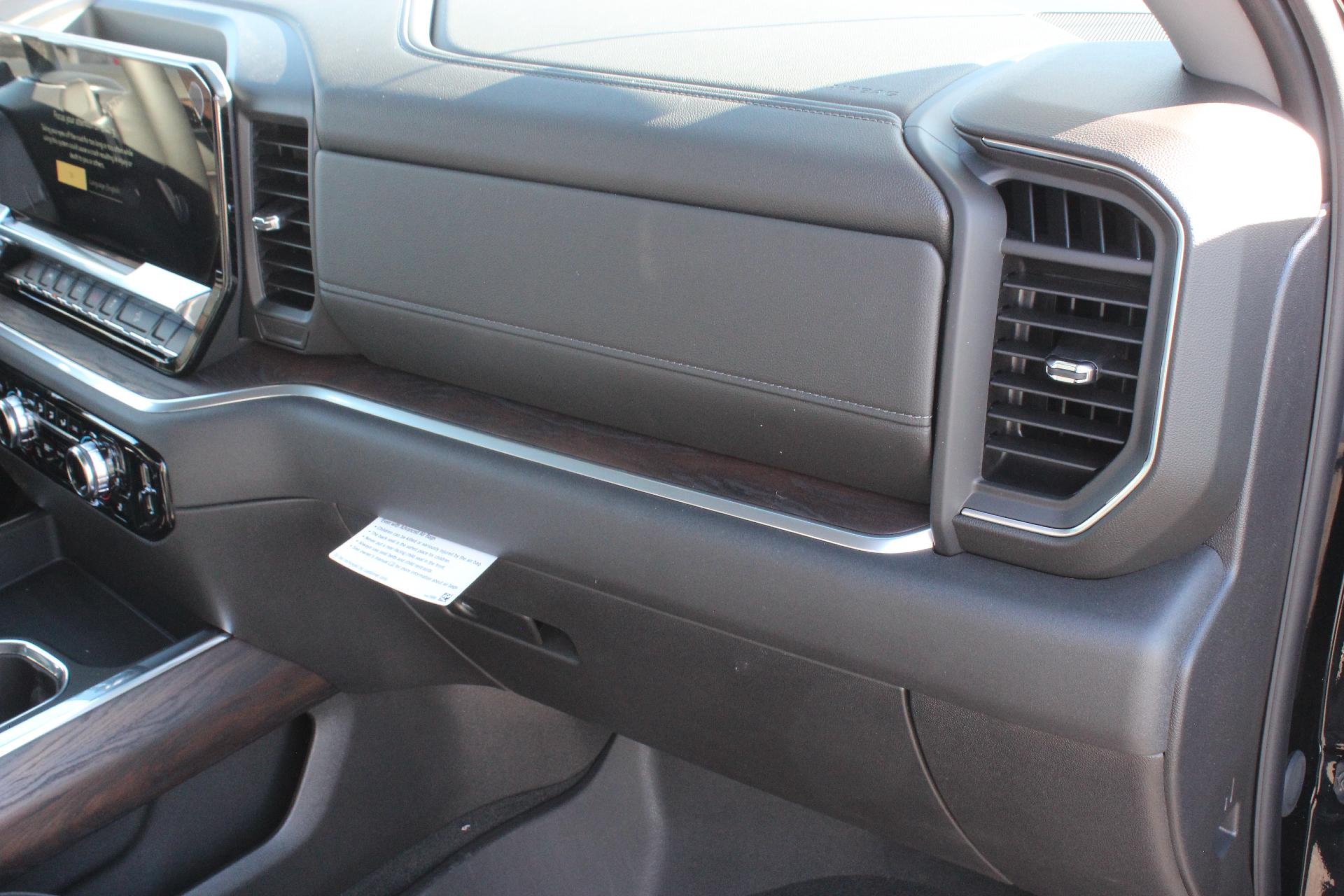 2025 GMC Sierra 1500 Vehicle Photo in AURORA, CO 80012-4011