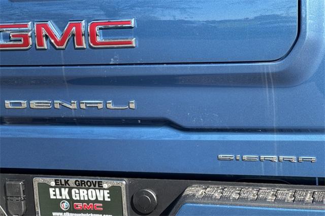 2025 GMC Sierra 1500 Vehicle Photo in ELK GROVE, CA 95757-8703
