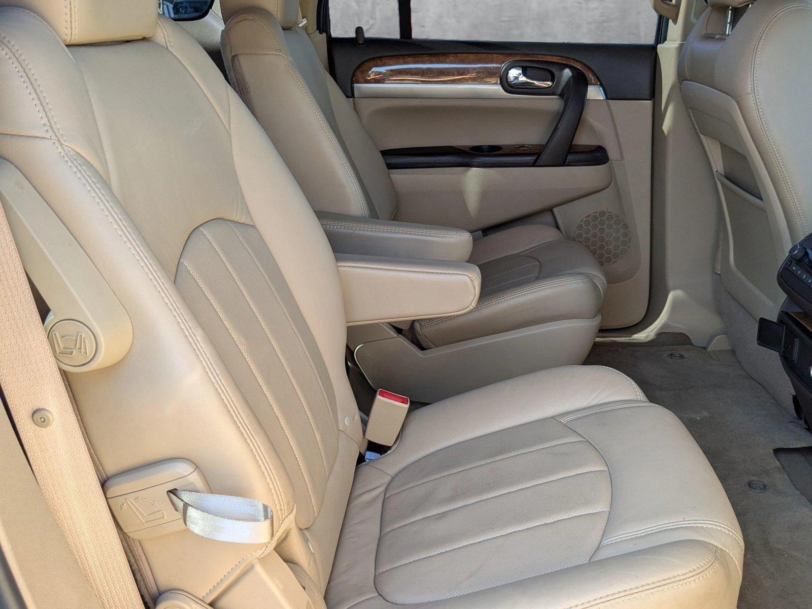 2012 Buick Enclave Vehicle Photo in St. Petersburg, FL 33713