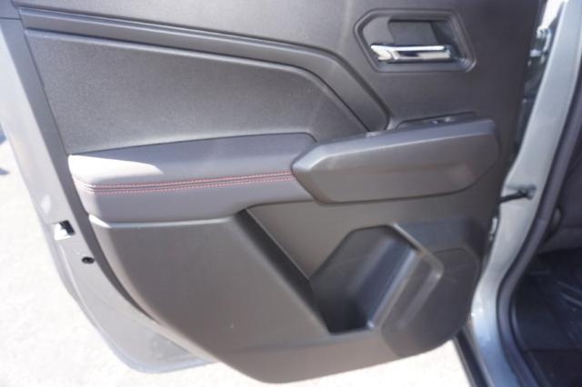 2025 Chevrolet Colorado Vehicle Photo in FAIRMONT, WV 26554-2318