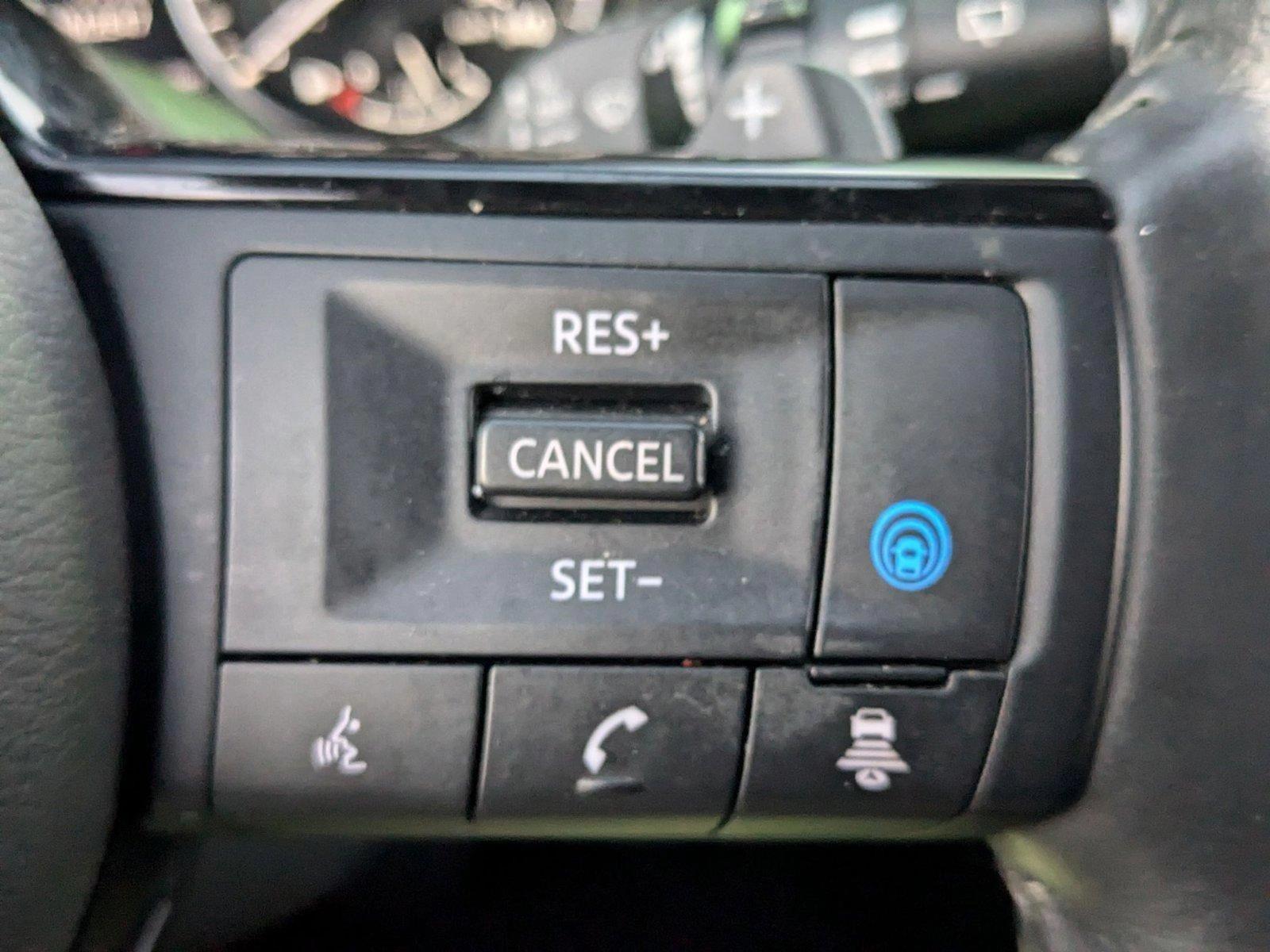 2022 Nissan Rogue Vehicle Photo in Miami, FL 33135