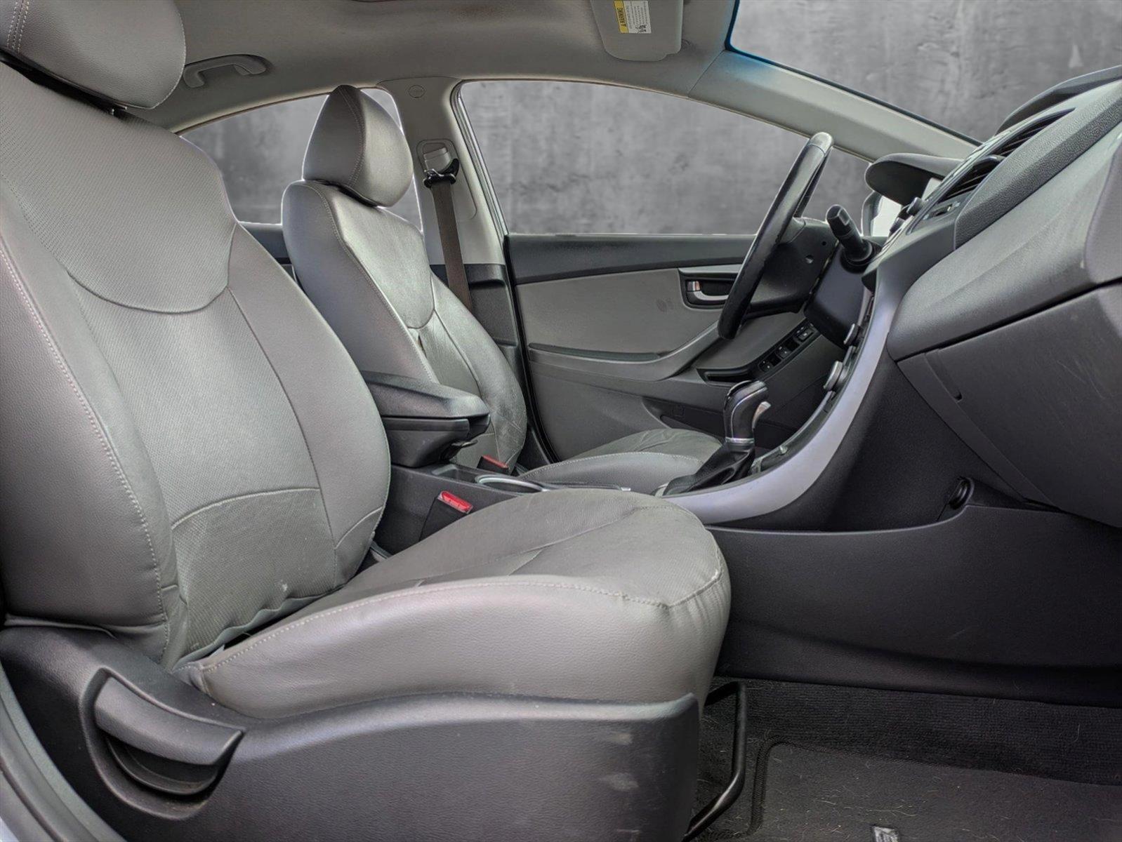 2014 Hyundai ELANTRA Vehicle Photo in Valencia, CA 91355-1794