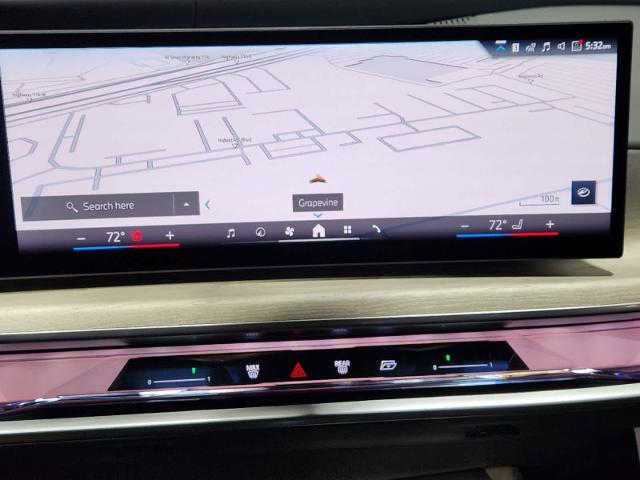 2025 BMW i7 Vehicle Photo in GRAPEVINE, TX 76051